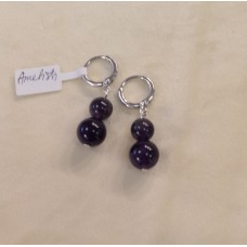 Auskari ar dabīgiem akmeņiem